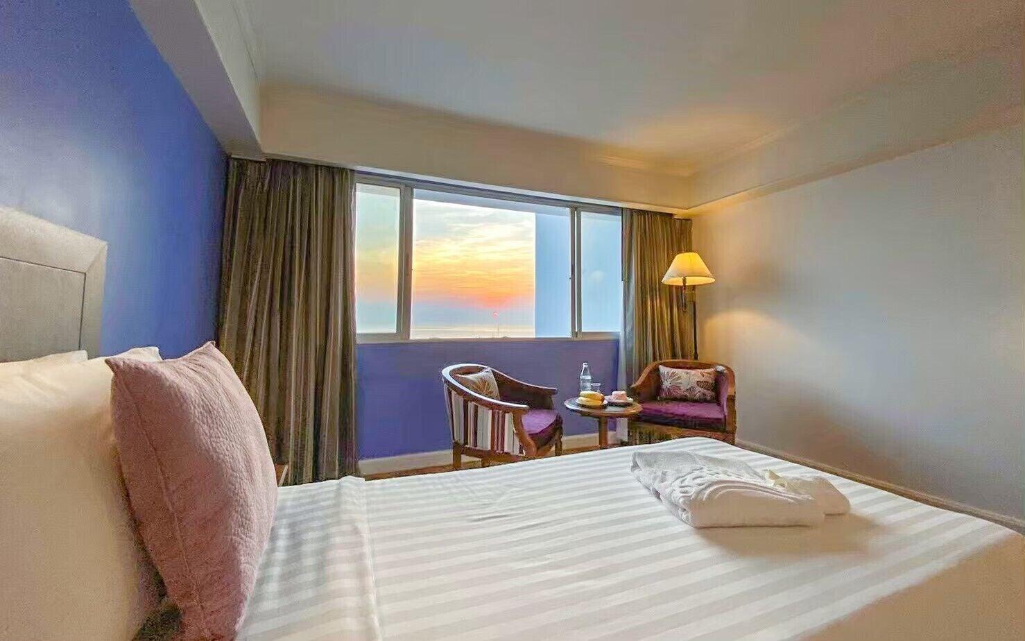 Grand And Plaza - Sha Extra Hotell 3*